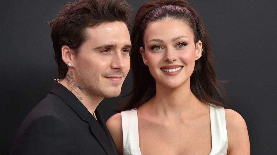Un fils de David et Victoria Beckham affirme que ses parents tentent de saboter son mariage. El