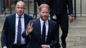 Ce que lon sait du procès impliquant le prince Harry, Elton John et dautres célébrités contre