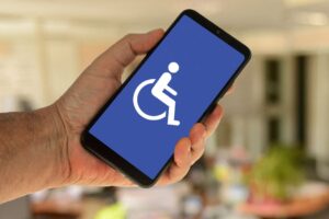 Picard, Auchan, Carrefour et Leclerc devant la justice pour laccessibilité de leurs sites aux