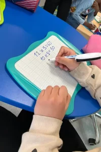 REPORTAGE. Ma fille avait du mal à rester assise à faire la même chose, là je la sens beaucoup