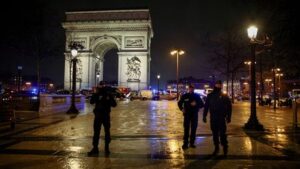 Un homme armé dun couteau neutralisé par des gendarmes après une tentative dattaque près de
