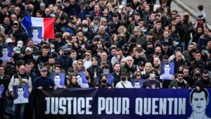 Mort de Quentin Deranque : des saluts nazis aperçus dans le cortège à Lyon, la préfète du