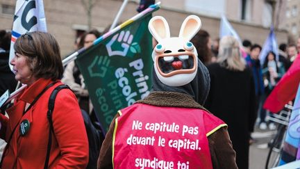 Grève chez Ubisoft : près de 1 200 salariés ont manifesté en France mardi, selon les syndicats.