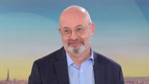 Cinéma : 2026 sera une année formidable, affirme Marc. El título no debe incluir ningún