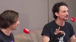 Gojira enflamme louverture des JO de Paris : un phénome metal aux accents festifs. El título no