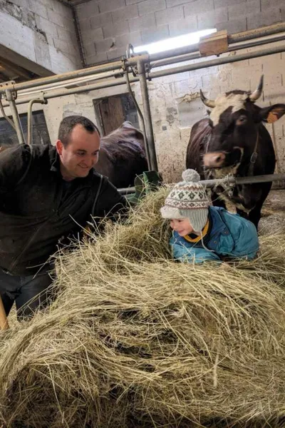 Une agricultrice en larmes face à des factures écrasantes : Je ne peux plus, je ne tiens